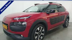 Rood Gebruikt 2016 Citroën C4 Cactus PureTech Hatchback | € 9.495 (Eerlijke prijs)