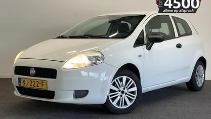 Occasion Fiat Grande Punto 69 PK (50 kW) 2011 Wit Hatchback