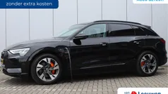 Zwart Gebruikt 2020 Audi e-tron Comfort SUV | € 31.495 (Eerlijke prijs)