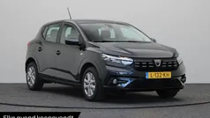 Grijs, metallic lak Gebruikt 2021 Dacia Sandero Comfort Hatchback | € 12.945 (Goede deal)