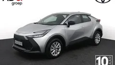 Gebruikt 2025 Toyota C-HR Active SUV | € 36.890 (Eerlijke prijs)