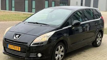 Occasion 2011 Peugeot 5008 MPV | € 1.499 (Super prijs)