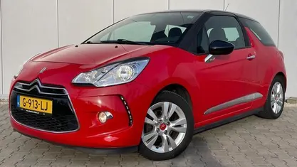 Rood Gebruikt 2013 Citroën DS3 Chic Hatchback | € 4.999 (Eerlijke prijs)