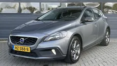 Gebruikt 2016 Volvo V40 CC Momentum Stationwagen | € 14.999 (Eerlijke prijs)