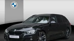 Gebruikt 2019 BMW 320 Executive Stationwagen | € 29.900 (Eerlijke prijs)