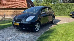 Zwart, metallic lak Gebruikt 2006 Toyota Yaris Hatchback | € 1.500 (Super prijs)