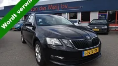 Zwart Gebruikt 2020 Skoda Octavia Business Line Stationwagen | € 12.499 (Eerlijke prijs)