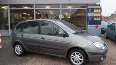 Grijs Gebruikt 2002 Renault Scénic MPV | € 3.195