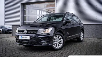 Zwart Occasion 2018 VW Tiguan Comfortline SUV | € 21.895 (Eerlijke prijs)