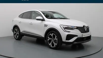 Wit metallic Gebruikt 2024 Renault Arkana Techno SUV | € 26.490 (Goede deal)