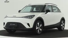 Digital white metallic (licht wit metallic) Nieuw 2025 Smart #1 Edition #1 SUV | € 38.495 (Goede deal)