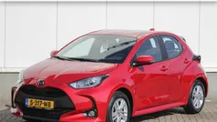 Rood Gebruikt 2023 Toyota Yaris Hybrid Edition Hatchback | € 21.290 (Goede deal)