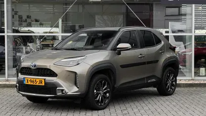 Groen Gebruikt 2023 Toyota Yaris Cross X-plore SUV | € 29.549 (Eerlijke prijs)