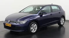 Gebruikt 2021 VW Golf VIII Life Hatchback | € 19.945 (Eerlijke prijs)