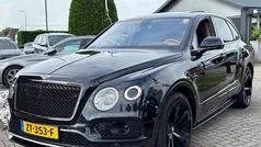 Zwart Gebruikt 2018 Bentley Bentayga Mulliner SUV | € 104.950 (Super prijs)