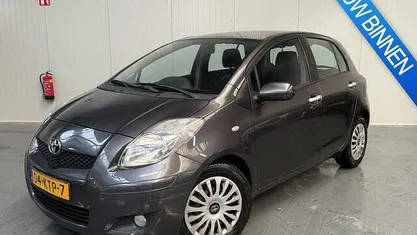 Gebruikt 2010 Toyota Yaris Hatchback | € 4.950 (Eerlijke prijs)