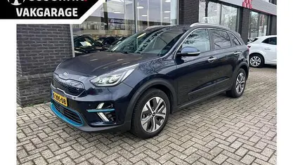 Blauw Gebruikt 2020 Kia e-Niro SUV | € 19.950 (Eerlijke prijs)