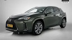 Gebruikt 2023 Lexus UX 250h Sport Line SUV | € 42.450 (Eerlijke prijs)