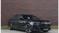 Zwart Gebruikt 2023 BMW M760e Executive Sedan | € 129.950