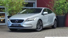 Grijs Gebruikt 2017 Volvo V40 Stationwagen | € 15.895 (Eerlijke prijs)