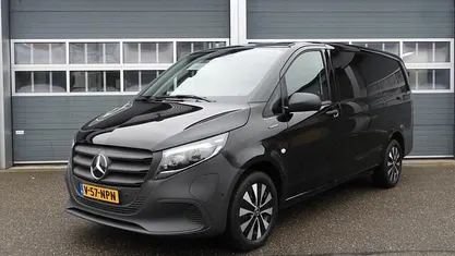 Occasion 2024 Mercedes Vito Van | € 37.950 (Eerlijke prijs)