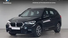 Zwart, metallic lak Gebruikt 2021 BMW X1 Comfort Edition SUV | € 32.950 (Eerlijke prijs)