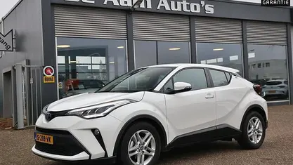 Wit Occasion 2023 Toyota C-HR SUV | € 24.900 (Goede deal)