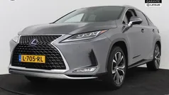Sonic titanium (grijs metallic) Gebruikt 2020 Lexus RX450h Luxury Line SUV | € 49.950 (Eerlijke prijs)