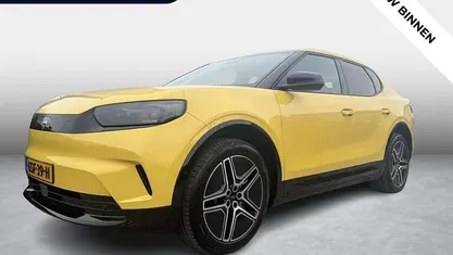 Geel Occasion 2024 Ford Capri Extended Range SUV | € 35.990 (Eerlijke prijs)