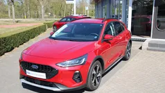 Rood Gebruikt 2024 Ford Focus Active X Hatchback | € 29.950 (Eerlijke prijs)