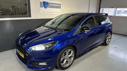 Occasion 2015 Ford Focus ST Hatchback | € 14.950 (Eerlijke prijs)