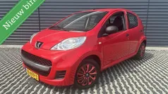 Rood Gebruikt 2011 Peugeot 107 Hatchback | € 2.530 (Eerlijke prijs)