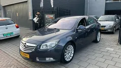 Grijs Gebruikt 2010 Opel Insignia Cosmo Hatchback | € 4.999 (Goede deal)