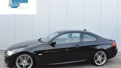 Zwart Gebruikt 2012 BMW 325 Executive Coupé | € 17.975 (Eerlijke prijs)