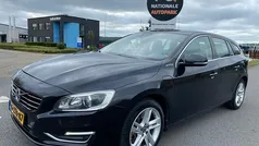 Gebruikt 2015 Volvo V60 R-Design Stationwagen | € 5.500 (Goede deal)