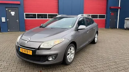 Grijs Gebruikt 2012 Renault Mégane GrandTour Expression Stationwagen | € 2.150 (Eerlijke prijs)