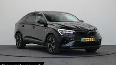 Noir metal Gebruikt 2023 Renault Arkana Engineered SUV | € 28.445 (Eerlijke prijs)