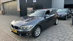 Grijs, metallic lak Gebruikt 2019 BMW 118 Executive Hatchback | € 14.999 (Super prijs)