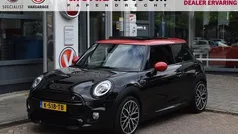 Gebruikt 2019 Mini Cooper S Hatchback | € 24.950 (Eerlijke prijs)