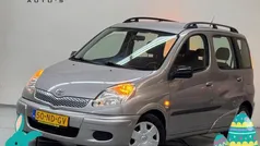 Grijs Gebruikt 2003 Toyota Yaris Verso Sol MPV | € 3.999 (Eerlijke prijs)