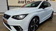 Wit Gebruikt 2023 Seat Ibiza FR Hatchback | € 22.950 (Eerlijke prijs)