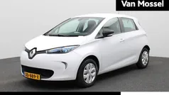 Wit Gebruikt 2019 Renault Zoe Life Hatchback | € 10.930 (Eerlijke prijs)