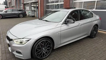 Grijs Occasion 2016 BMW 328 M Sport Sedan | € 19.950 (Eerlijke prijs)