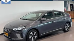 Grijs Gebruikt 2017 Hyundai Ioniq Comfort Sedan | € 15.950 (Eerlijke prijs)