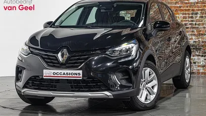 Zwart Gebruikt 2021 Renault Captur Zen SUV | € 17.695 (Eerlijke prijs)