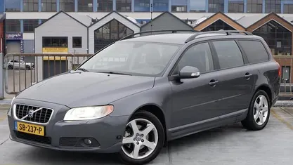 Occasion Volvo V70 Kinetic 145 PK (106 kW) 2008 Grijs Stationwagen