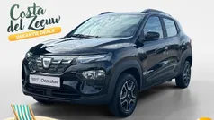Zwart Gebruikt 2023 Dacia Spring Comfort Hatchback | € 13.435 (Eerlijke prijs)