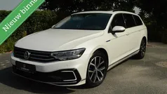 Wit Gebruikt 2020 VW Passat Business Stationwagen | € 24.500 (Eerlijke prijs)