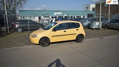 Occasion Chevrolet Kalos 72 PK (52 kW) 2008 Geel Hatchback