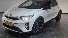 Gebruikt 2021 Kia Stonic SUV | € 17.740 (Eerlijke prijs)